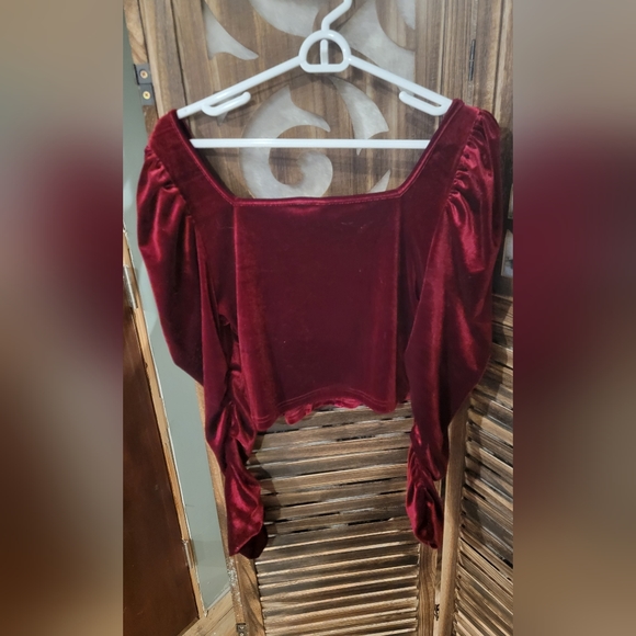 💥3 / 25$, Shein, Size L, Velvet, Red Long Sleeved Shirt - Picture 3 of 4